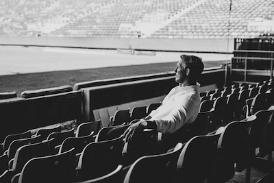 Calibre Lewis Moody lead.jpg image